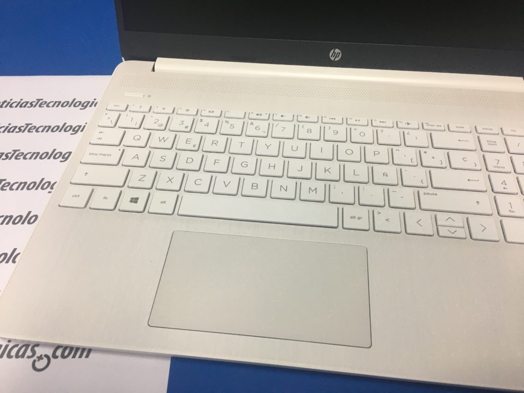 Teclado y trackpad 15s-fq1051ns